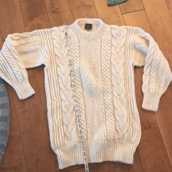 Alpaca cream coquette fisherman’s sweater nwt L - Picture 4 of 6
